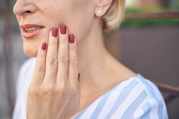 Toothache is a potentially dangerous situation that should not be overlooked. 
